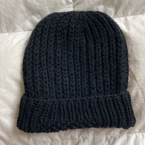 NWOT handknit merino wool beanie